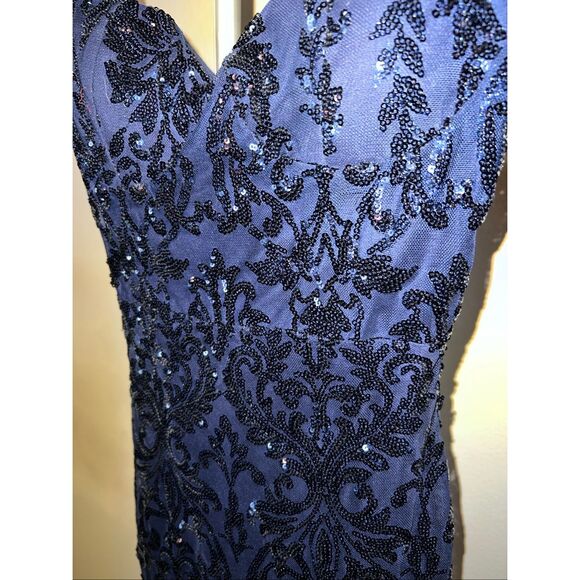 Windsor McKenzie Puff Sleeve Bodycon Sequin Mini Dress - Picture 3 of 5